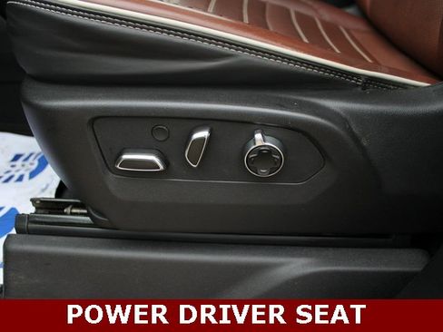 Used 2025 GMC Sierra 1500 Denali Ultimate image 13