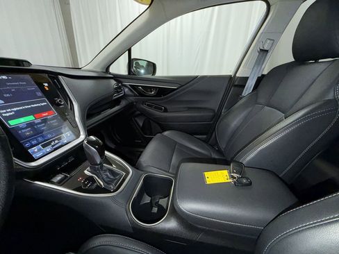 Used 2024 Subaru Outback Limited image 21