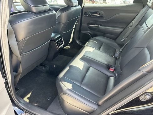 Used 2024 Toyota Crown AWD/4WD image 15