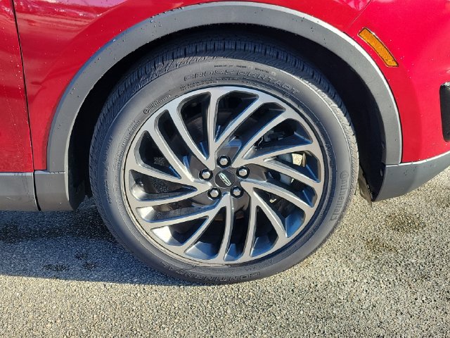 Certified 2019 Lincoln Nautilus Reserve FWD image 13