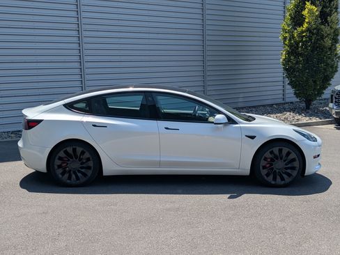 Used 2023 Tesla Model 3 Performance AWD/4WD image 4