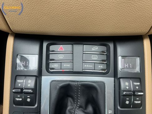 Used 2017 Porsche Macan S w/ Premium Package Plus image 34