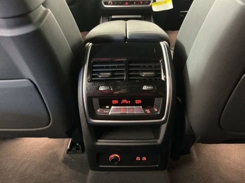 Certified 2025 BMW X5 sDrive40i w/ Climate Comfort Package image 26