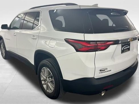 Used 2023 Chevrolet Traverse LT FWD image 6