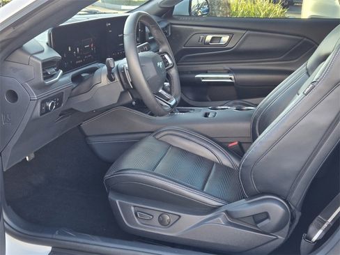 Used 2024 Ford Mustang GT Premium image 13