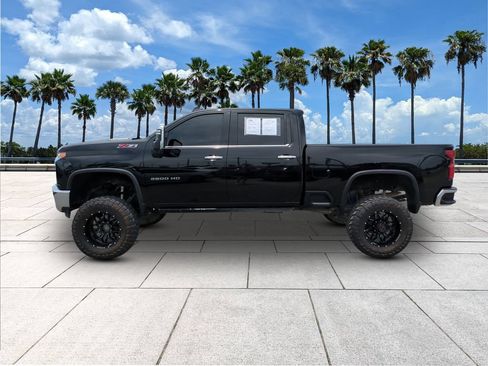 Used 2022 Chevrolet Silverado 2500 LTZ w/ LTZ Plus Package AWD/4WD image 4