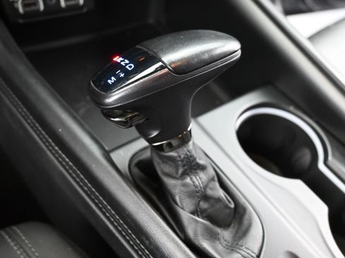 Used 2022 Dodge Durango GT w/ Blacktop Package AWD/4WD image 18