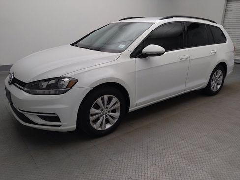 Used 2018 Volkswagen Golf S AWD/4WD image 2