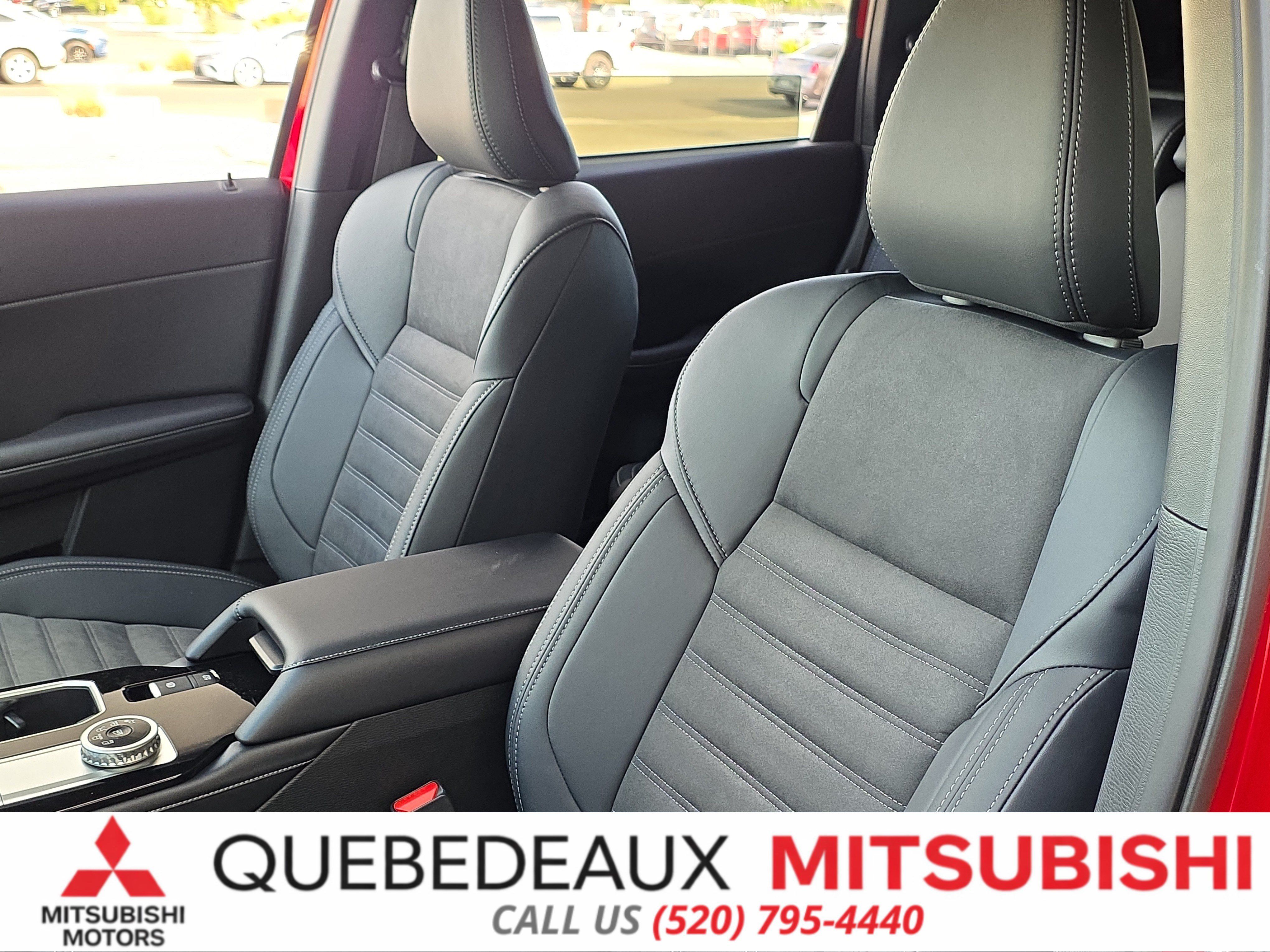 New 2026 Mitsubishi Outlander SE FWD image 13