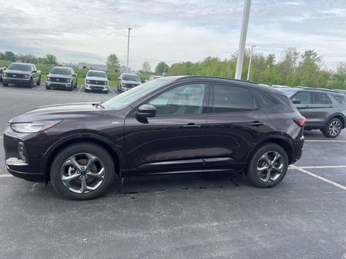 Used 2023 Ford Escape ST-Line Select w/ Tech Pack #2 AWD/4WD image 1