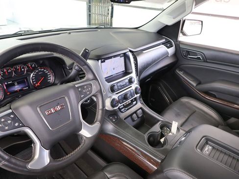 Used 2016 GMC Yukon XL SLT w/ Premium Edition RWD image 44