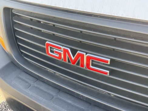 New 2025 GMC Savana 2500 w/ Driver Convenience Package RWD image 30