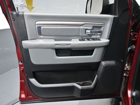 Used 2017 RAM 2500 Big Horn w/ Sport Appearance Group image 9