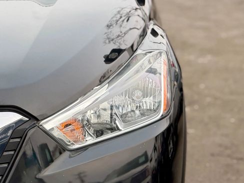 Used 2020 Nissan Kicks SV image 25