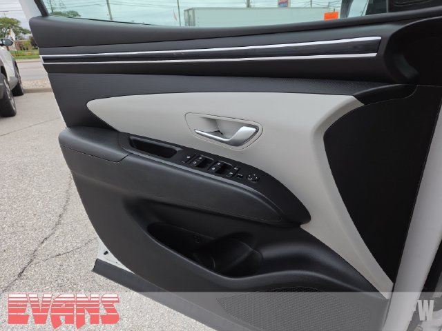 Used 2024 Hyundai Tucson SEL FWD image 17