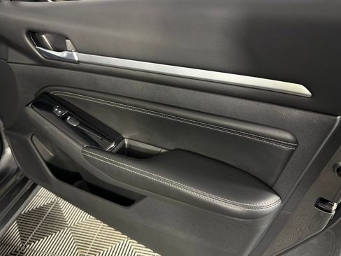 Used 2023 Nissan Altima 2.5 SL image 34