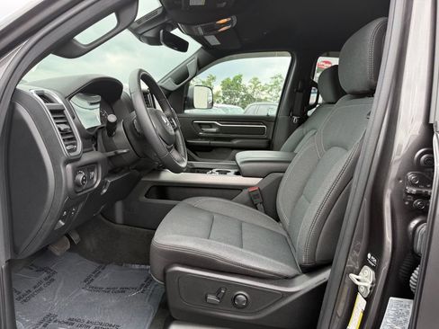 Used 2024 RAM 1500 Big Horn AWD/4WD image 23