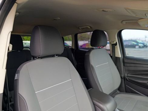 Used 2014 Ford Escape SE AWD/4WD image 36