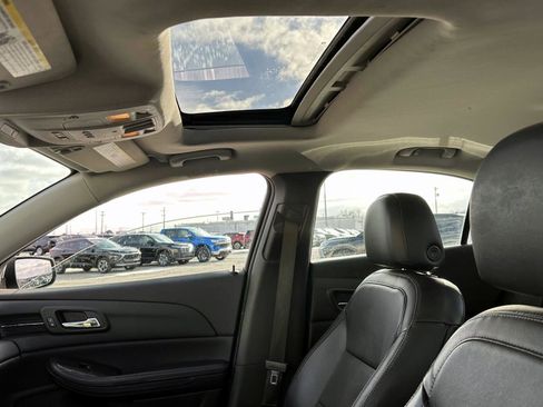 Used 2015 Chevrolet Malibu LT w/ Leather Package image 18