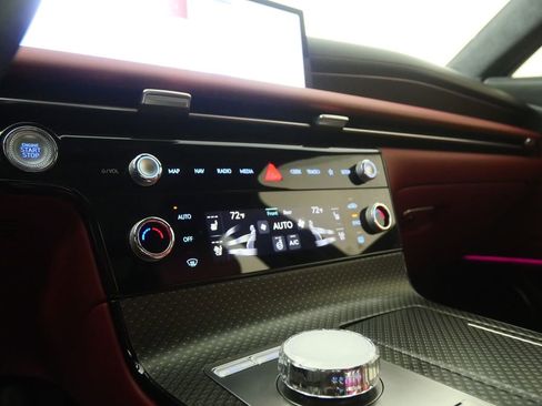 Used 2025 Genesis G80 3.5T Sport Prestige image 23