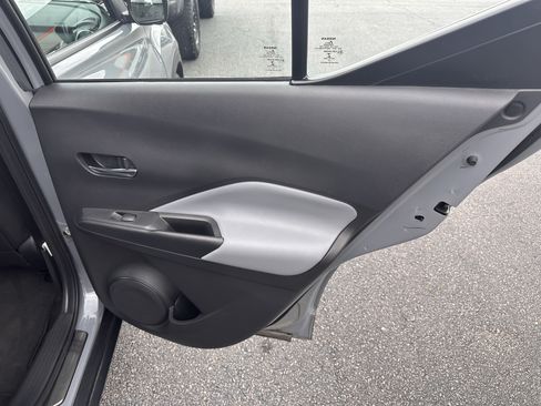 Used 2022 Nissan Kicks SR w/ Premium Package FWD image 15