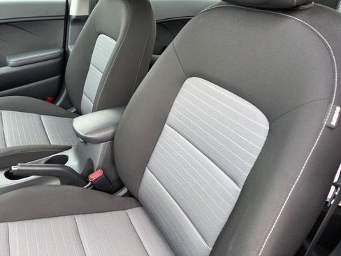 Used 2016 Kia Forte EX image 11