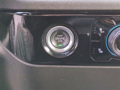 Certified 2024 Chevrolet Silverado 1500 LT image 17