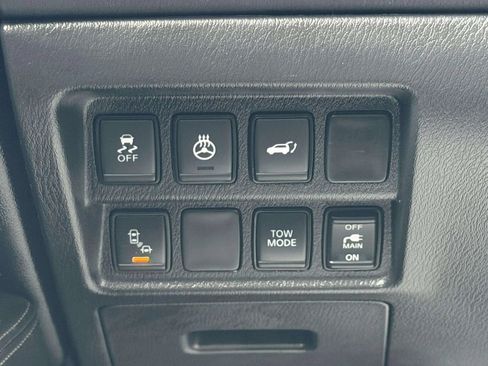 Used 2020 Nissan Pathfinder SL FWD image 39