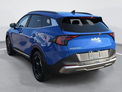 New 2026 Kia Sportage EX image 7