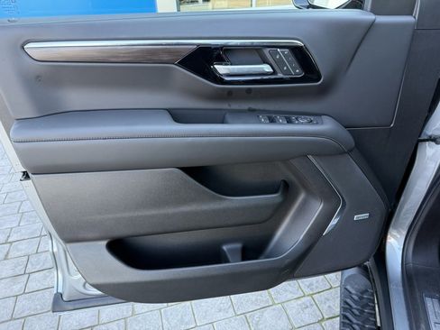 New 2026 Chevrolet Tahoe Z71 image 31