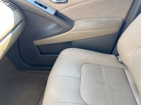 Used 2011 Nissan Murano SV image 21