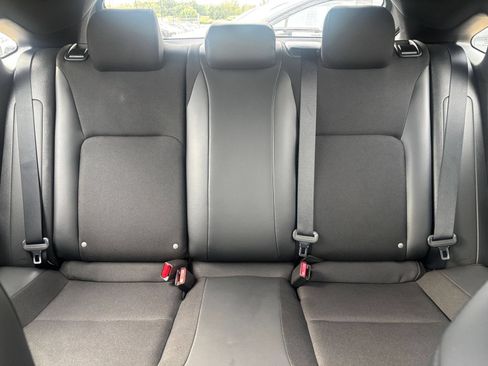 Used 2024 Honda Civic Sport image 36