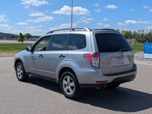 Used 2010 Subaru Forester 2.5X AWD/4WD image 3
