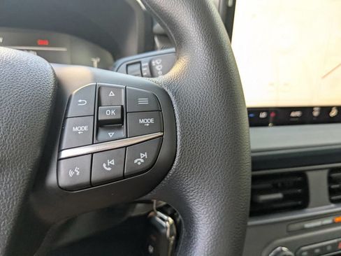 New 2025 Ford Maverick XL FWD image 26