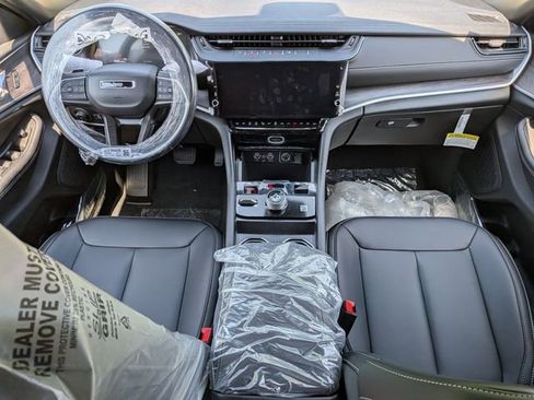 New 2026 Jeep Grand Cherokee Limited AWD/4WD image 16