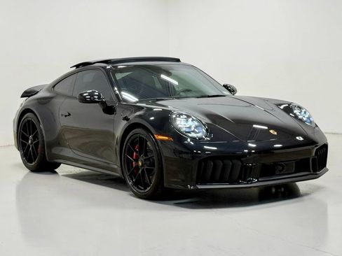 Used 2026 Porsche 911 Carrera GTS w/ Premium Package RWD image 14