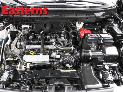 Used 2024 Nissan Kicks SR image 7