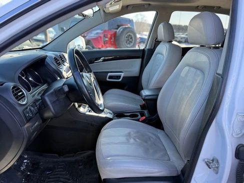 Used 2015 Chevrolet Captiva Sport LTZ image 2