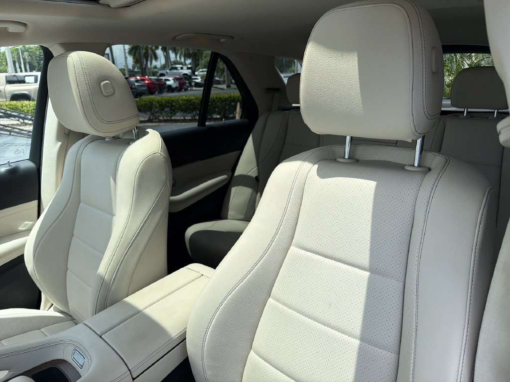 Used 2021 Mercedes-Benz GLE 350 image 19