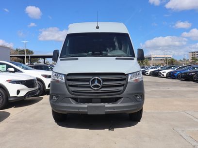 New 2025 Mercedes-Benz Sprinter 2500
