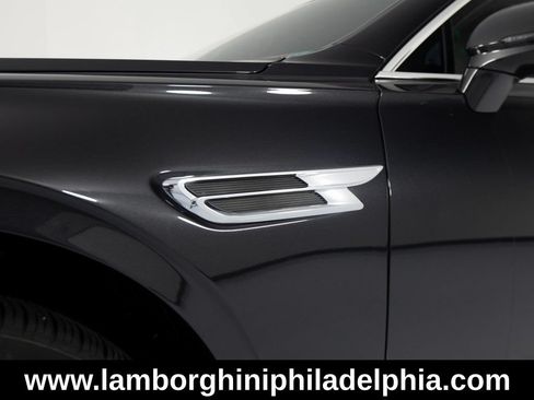 Used 2024 Bentley Flying Spur V8 AWD/4WD image 43