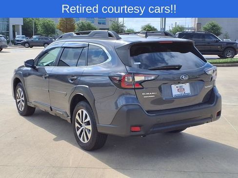 Certified 2025 Subaru Outback Premium w/ Popular Package #1A AWD/4WD image 2