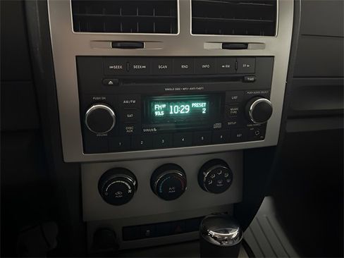 Used 2011 Dodge Nitro Heat image 20