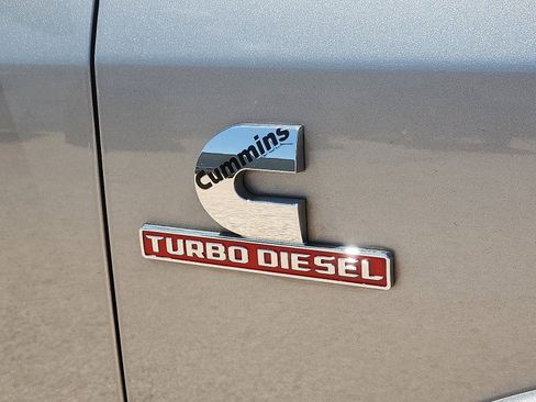 Used 2022 RAM 2500 Laramie image 8