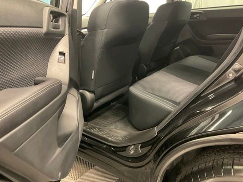 Used 2018 Subaru Forester 2.5i Premium w/ Popular Package #2A AWD/4WD image 24