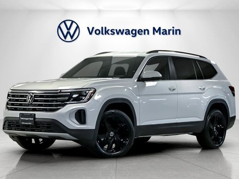 New 2026 Volkswagen Atlas SE image 1
