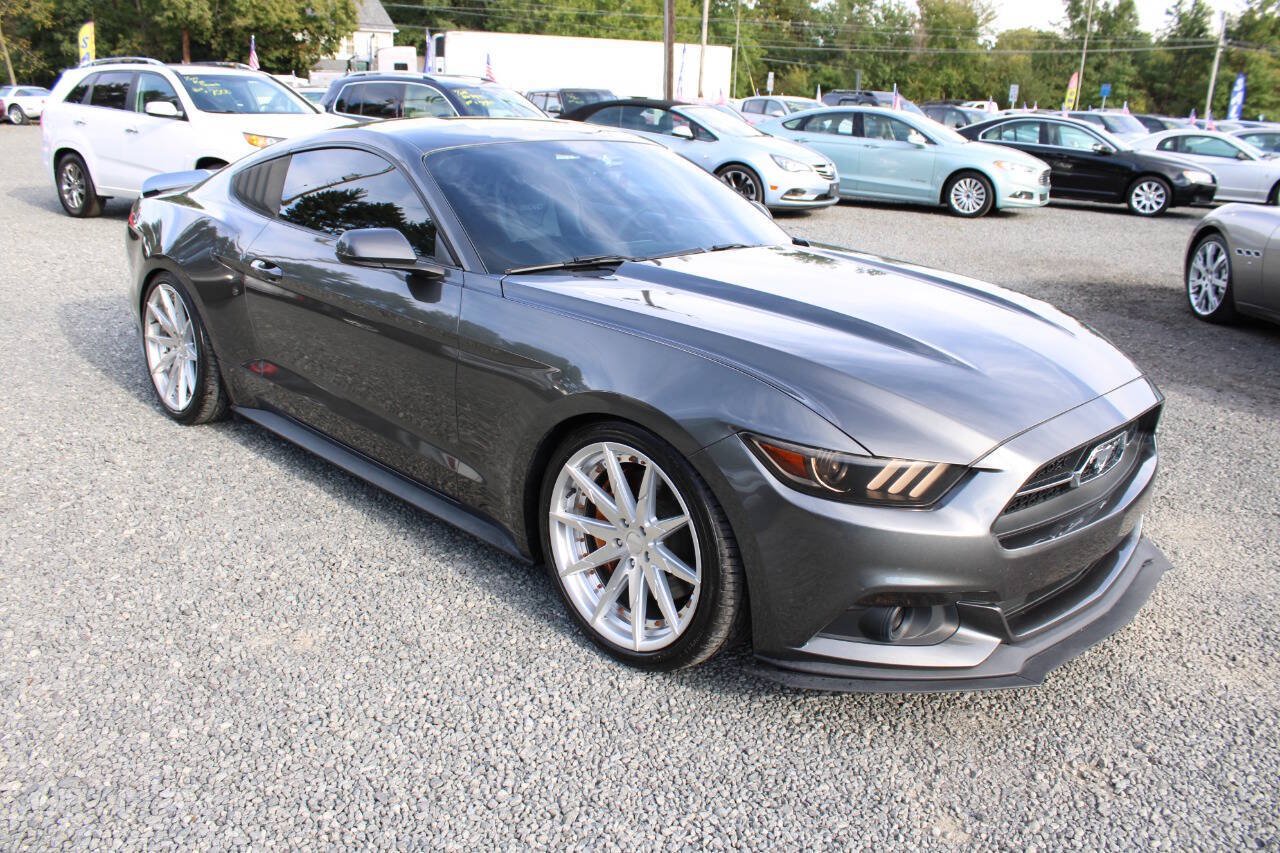 Used 2015 Ford Mustang Premium RWD image 4