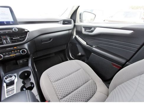 Certified 2022 Ford Escape SE w/ SE Sport Appearance Package FWD image 12