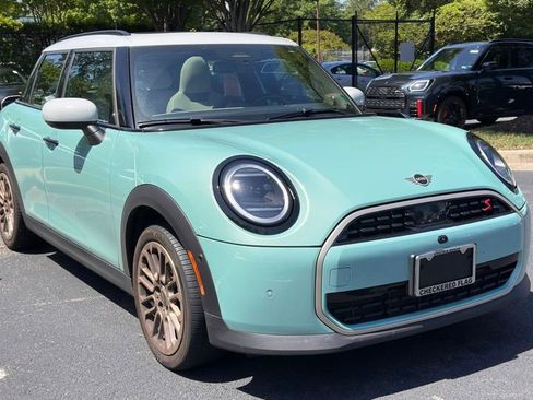 Used 2025 MINI Cooper S FWD image 1