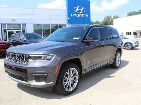 Used 2023 Jeep Grand Cherokee L Summit w/ Luxury Tech Group V AWD/4WD image 1